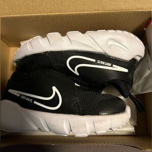 Nike Baby Toddler Sneakers Flex Runner